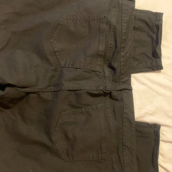 Torrid Premium Skinny Distressed/ Embellished Jeans Sz 26 - Picture 4 of 11